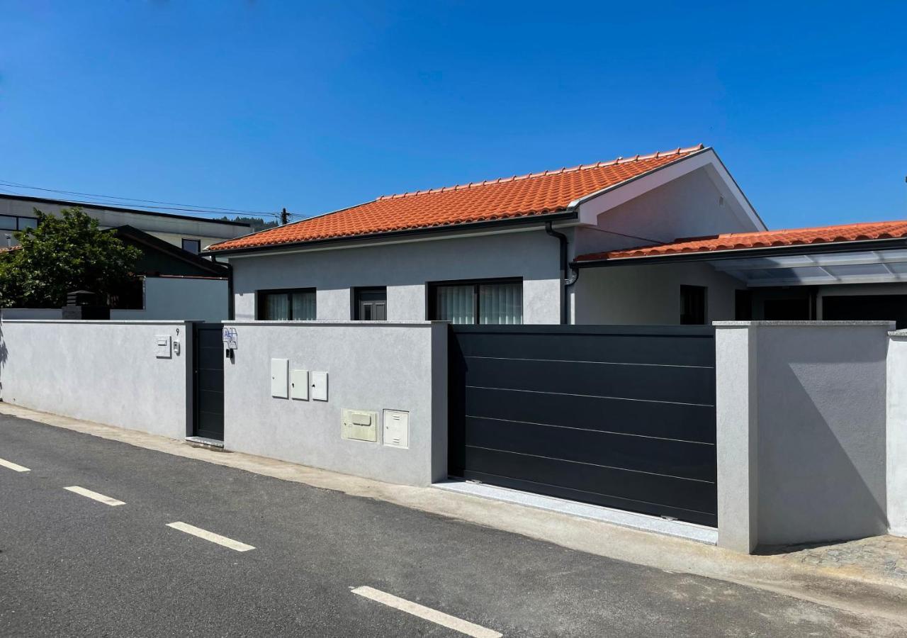 House 9 Guimaraes Βίλα Εξωτερικό φωτογραφία